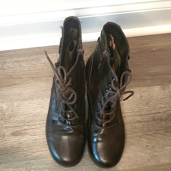 G by Guess Combat Boots - Picture 7 of 9
